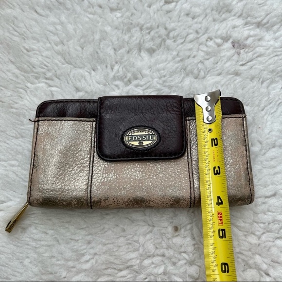 Fossil Brown and Metallic Gold Silver Zip Around Wallet with Gift Dust Bag - Picture 7 of 11